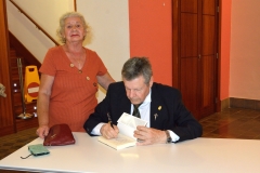 Presentacion-del-Libro-Bendita-la-Politica.-Malditos-lo-que-la-degradan-99